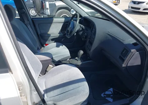 2005 Hyundai Elantra Gls/Gt from USA, damaged, VIN KMHDN46D95U981042